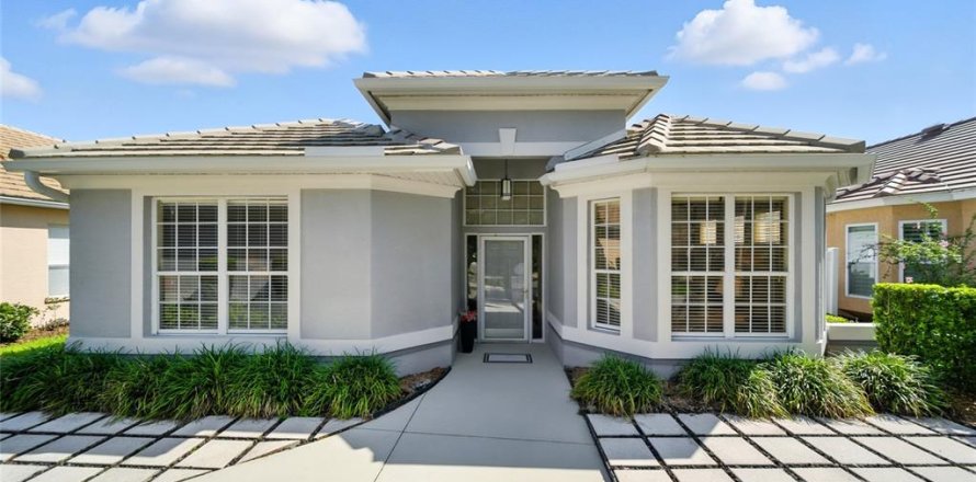 House in University Park, Florida 2 bedrooms, 170.1 sq.m. № 1908643