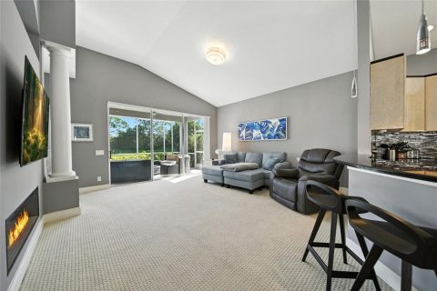 House in University Park, Florida 2 bedrooms, 170.1 sq.m. № 1908643 - photo 22