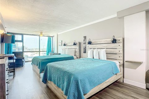 Condo in Daytona Beach, Florida, 4 rooms  № 1724750 - photo 6