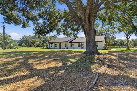 Casa en venta en Plant City, Florida, 3 dormitorios, 222.04 m2 № 2226474 - foto 8
