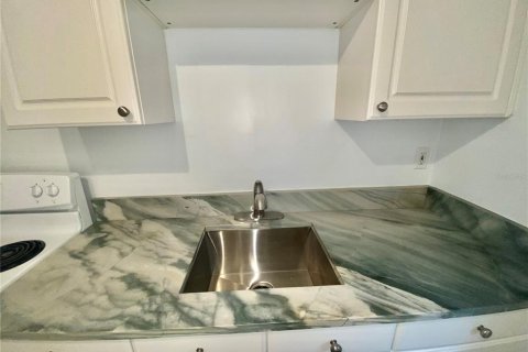 Appartement à louer à Orlando, Floride: 2 chambres, 70.05 m2 № 2091515 - photo 9
