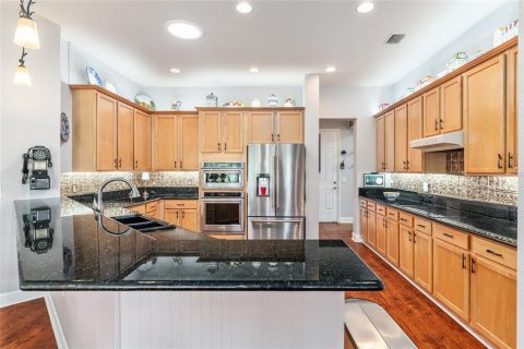 House in Summerfield, Florida 2 bedrooms, 237.74 sq.m. № 1885070 - photo 28
