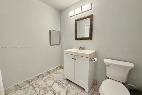 Copropriété à vendre à Fort Lauderdale, Floride: 1 chambre, 73.76 m2 № 1928253 - photo 18