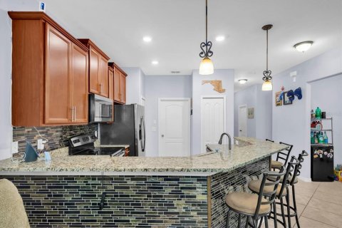 Touwnhouse à louer à Ruskin, Floride: 2 chambres, 130.62 m2 № 2107003 - photo 10