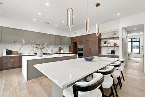 Villa ou maison à vendre à Tampa, Floride: 5 chambres, 649.94 m2 № 2398973 - photo 27