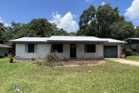 Villa ou maison à vendre à Crestview, Floride: 3 chambres, 115.01 m2 № 561850 - photo 1