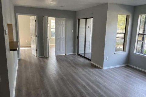 Copropriété à louer à Casselberry, Floride: 3 chambres, 91.6 m2 № 2425340 - photo 11