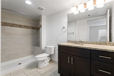 Снять в аренду кондоминиум в Коконат Крик, Флорида 2 спальни, 104.98м2, № 2010126 - фото 8