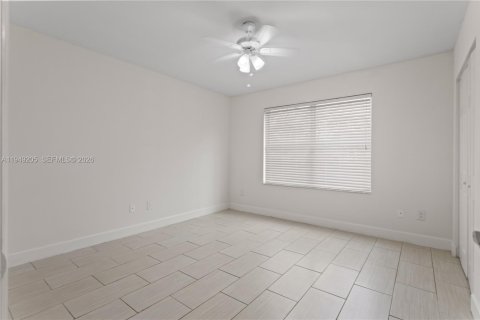 Снять в аренду кондоминиум в Коконат Крик, Флорида 2 спальни, 104.98м2, № 2010126 - фото 5