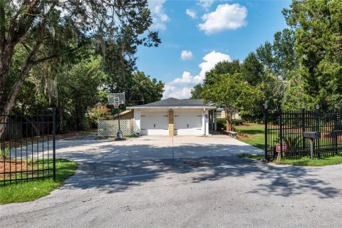 House in Summerfield, Florida 3 bedrooms, 217.11 sq.m. № 1582081 - photo 5