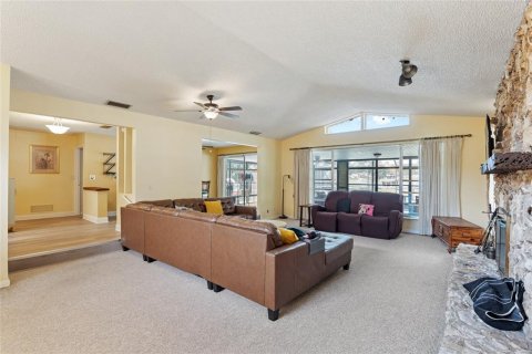 House in Summerfield, Florida 3 bedrooms, 217.11 sq.m. № 1582081 - photo 16