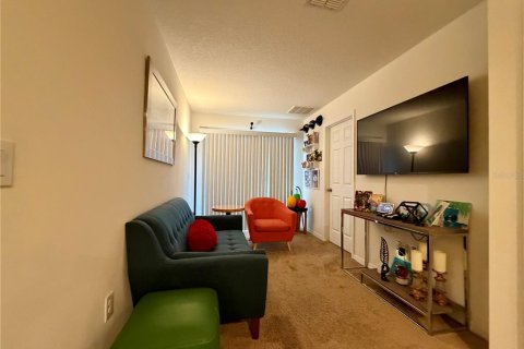 Touwnhouse à vendre à Kissimmee, Floride: 3 chambres, 148.92 m2 № 2347299 - photo 19