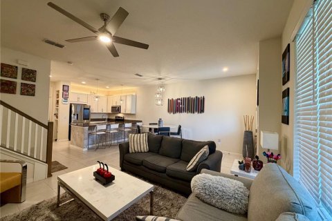 Touwnhouse à vendre à Kissimmee, Floride: 3 chambres, 148.92 m2 № 2347299 - photo 14