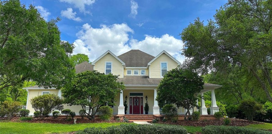 Villa ou maison à Gainesville, Floride 5 chambres, 422.43 m2 № 1618693