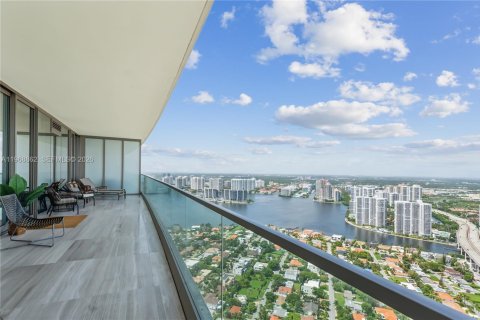 Condominio en alquiler en Sunny Isles Beach, Florida, 4 dormitorios, 249.16 m2 № 2053127 - foto 5