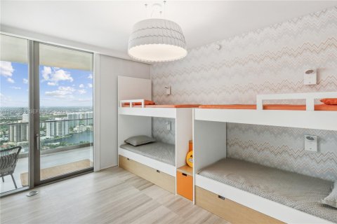 Condominio en alquiler en Sunny Isles Beach, Florida, 4 dormitorios, 249.16 m2 № 2053127 - foto 30