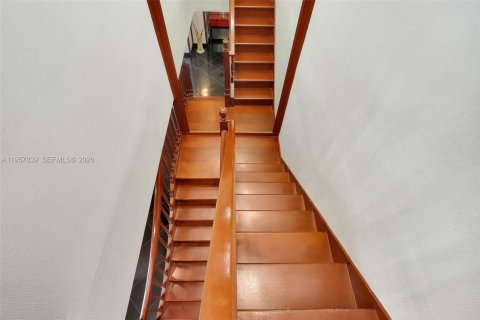 Copropriété à vendre à Miami, Floride: 3 chambres, 411.56 m2 № 2011680 - photo 27