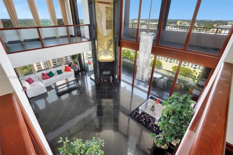 Copropriété à vendre à Miami, Floride: 3 chambres, 411.56 m2 № 2011680 - photo 30