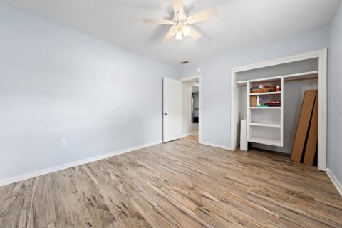 House in Dunedin, Florida 3 bedrooms, 175.49 sq.m. № 2418754 - photo 23