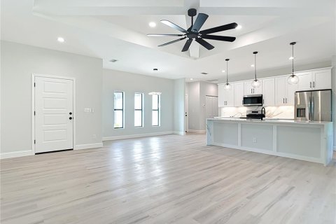House in Port Charlotte, Florida 3 bedrooms, 151.43 sq.m. № 1866969 - photo 14