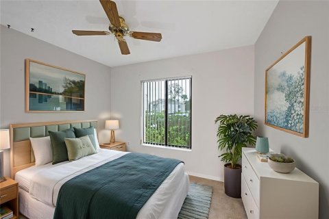 Condo in Palm Harbor, Florida, 2 bedrooms  № 1911277 - photo 17