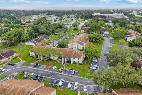 Condo in Palm Harbor, Florida, 2 bedrooms  № 1911277 - photo 21