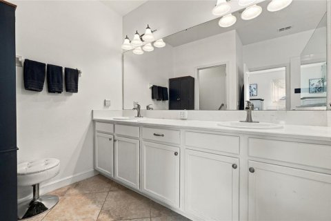 Villa ou maison à vendre à Winter Haven, Floride: 2 chambres, 173.82 m2 № 2419595 - photo 18