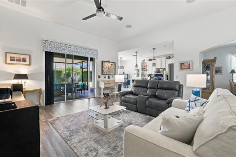 Villa ou maison à vendre à Winter Haven, Floride: 2 chambres, 173.82 m2 № 2419595 - photo 5