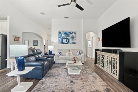 Villa ou maison à vendre à Winter Haven, Floride: 2 chambres, 173.82 m2 № 2419595 - photo 6