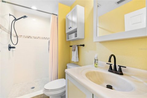House in Cocoa, Florida 3 bedrooms, 229.47 sq.m. № 1803753 - photo 26