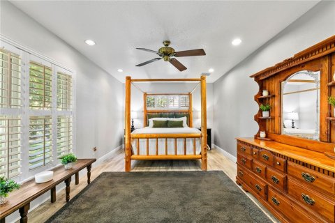 House in Cocoa, Florida 3 bedrooms, 229.47 sq.m. № 1803753 - photo 25