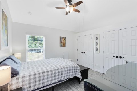 Commercial property in Winter Park, Florida 6 bedrooms, 212.19 sq.m. № 1525335 - photo 15