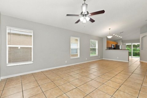 Villa ou maison à louer à Fish Hawk, Floride: 3 chambres, 124.02 m2 № 2423951 - photo 4