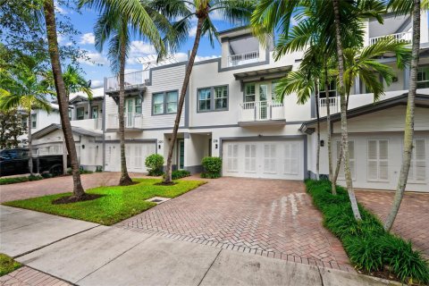 Adosado en venta en Fort Lauderdale, Florida, 4 dormitorios, 325.16 m2 № 2168013 - foto 3