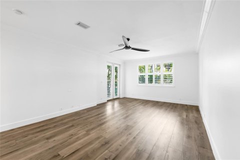 Adosado en venta en Fort Lauderdale, Florida, 4 dormitorios, 325.16 m2 № 2168013 - foto 28