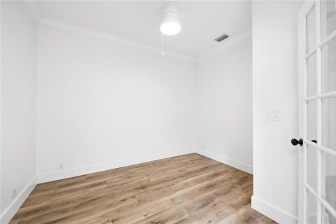 Adosado en venta en Fort Lauderdale, Florida, 4 dormitorios, 325.16 m2 № 2168013 - foto 9