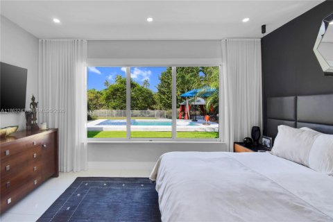 Villa ou maison à vendre à Miami, Floride: 3 chambres, 152.36 m2 № 2055103 - photo 9