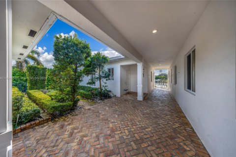 House in Southwest Ranches, Florida 8 bedrooms, 532.52 sq.m. № 1816396 - photo 15
