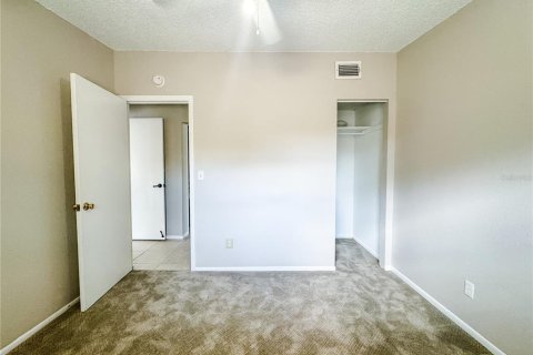 Casa en alquiler en Seminole, Florida, 4 dormitorios, 129.6 m2 № 1916474 - foto 15