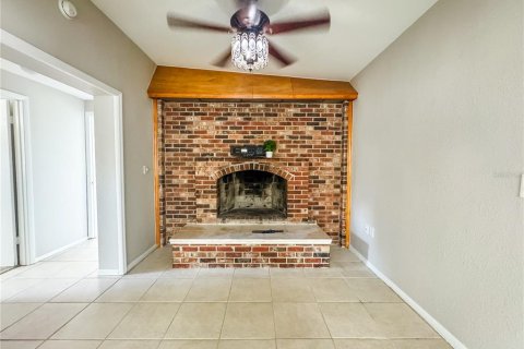 Casa en alquiler en Seminole, Florida, 4 dormitorios, 129.6 m2 № 1916474 - foto 9