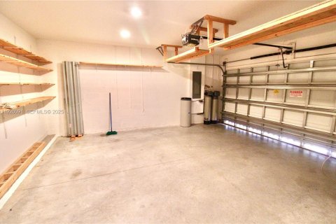 Villa ou maison à louer à Florida City, Floride: 3 chambres, 141.3 m2 № 1986141 - photo 21