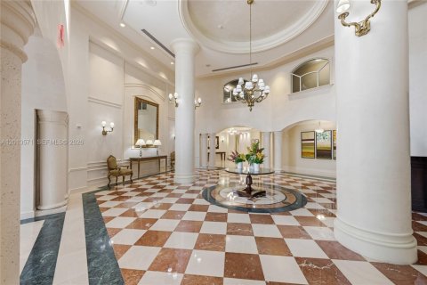 Condo in Aventura, Florida, 2 bedrooms № 2145708 - photo 24