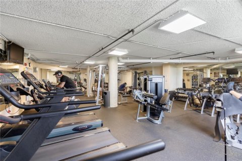 Купить кондоминиум в Майами, Флорида 2 спальни, 91.97м2, № 1946241 - фото 22