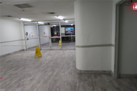 Купить кондоминиум в Майами, Флорида 2 спальни, 91.97м2, № 1946241 - фото 20