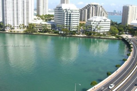 Купить кондоминиум в Майами, Флорида 2 спальни, 91.97м2, № 1946241 - фото 7