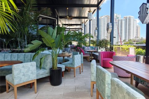 Купить кондоминиум в Майами, Флорида 2 спальни, 91.97м2, № 1946241 - фото 18