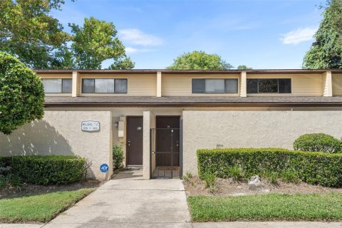 Condo in Gainesville, Florida, 2 bedrooms  № 2360657