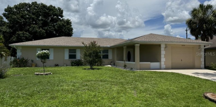 Casa en Port Charlotte, Florida 4 dormitorios, 171.68 m2 № 1901343
