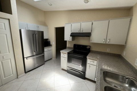 Casa en alquiler en Port Charlotte, Florida, 4 dormitorios, 171.68 m2 № 1901343 - foto 13