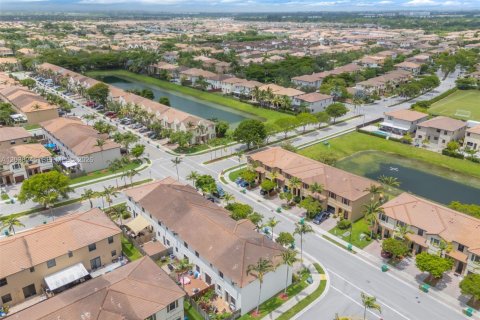 Adosado en venta en Homestead, Florida, 3 dormitorios, 158.49 m2 № 2271246 - foto 30